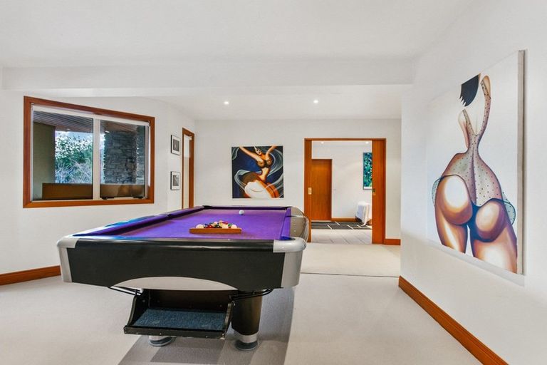 Photo of property in 15 Kent Street, Queenstown, 9300