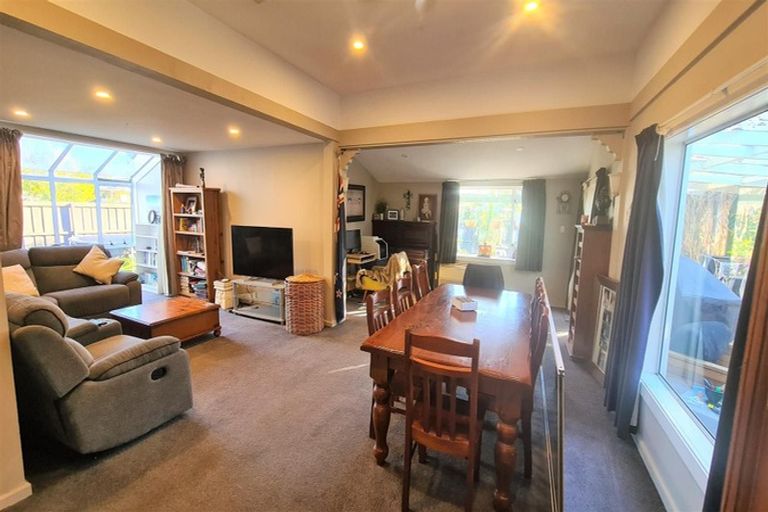 Photo of property in 78 Englefield Road, Northwood, Christchurch, 8051