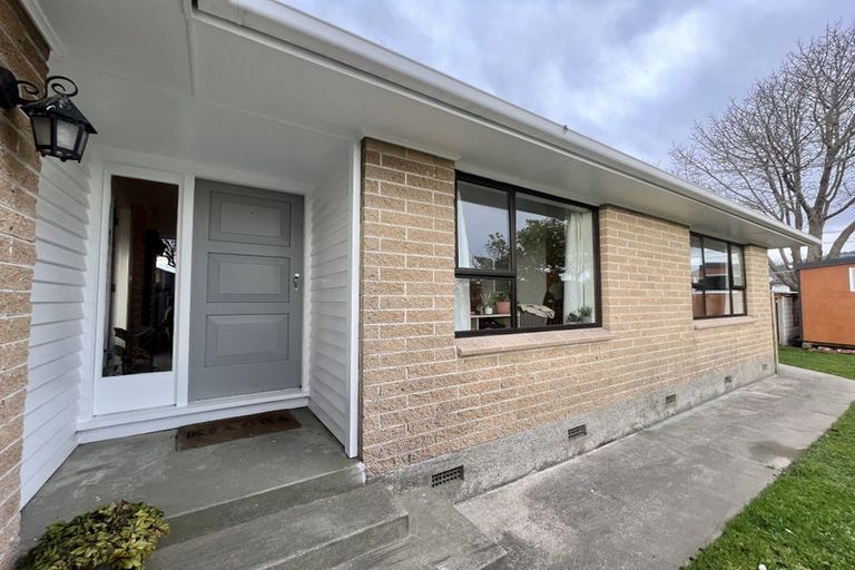 Photo of property in 6 Leistrella Road, Hoon Hay, Christchurch, 8025
