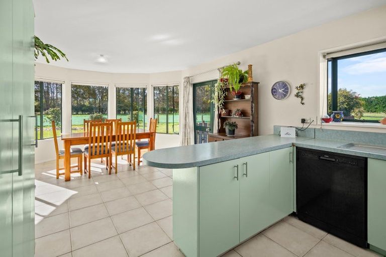 Photo of property in 279 School Road, West Eyreton, Rangiora, 7475