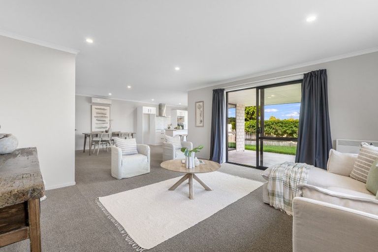 Photo of property in 11 Caldera Crescent, Pyes Pa, Tauranga, 3112