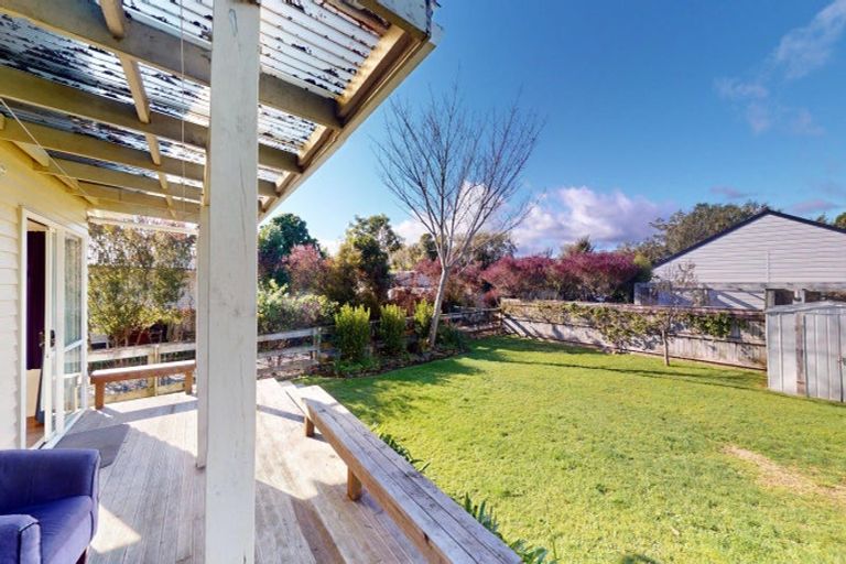 Photo of property in 14 Fairfield Road, Levin, 5510