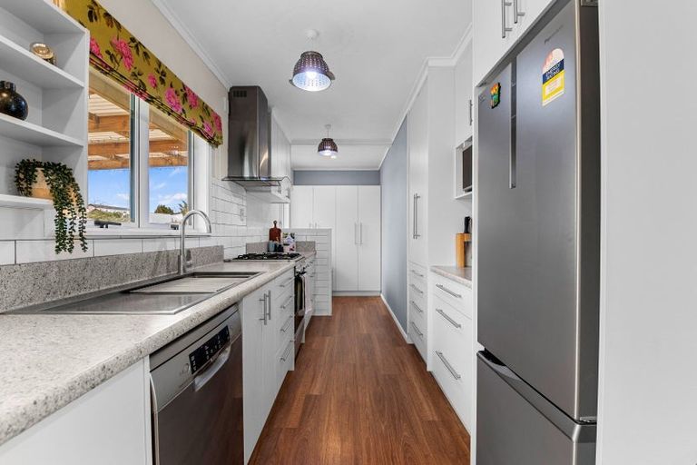 Photo of property in 26 Fenruss Street, Fairy Springs, Rotorua, 3015