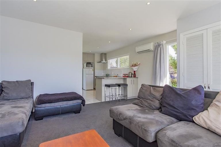 Photo of property in 5 Sarabande Avenue, Redwood, Christchurch, 8051