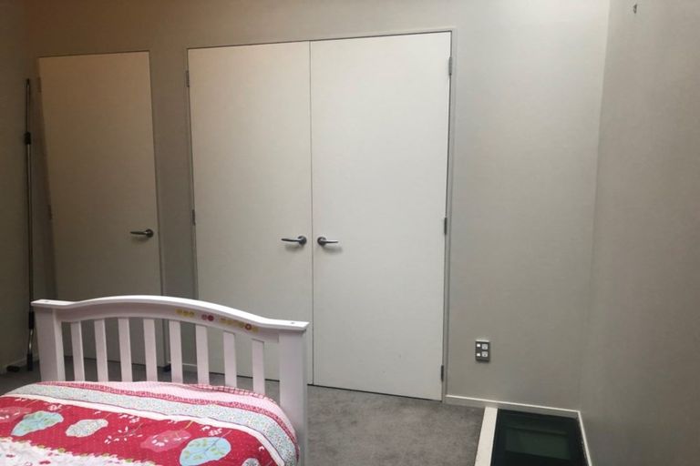 Photo of property in Mondrian Townhouses, 7/24 Hanson Street, Mount Cook, Wellington, 6021