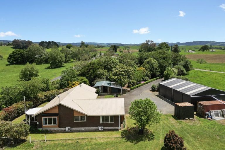 Photo of property in 242 Te Pahu Road, Te Pahu, Hamilton, 3285