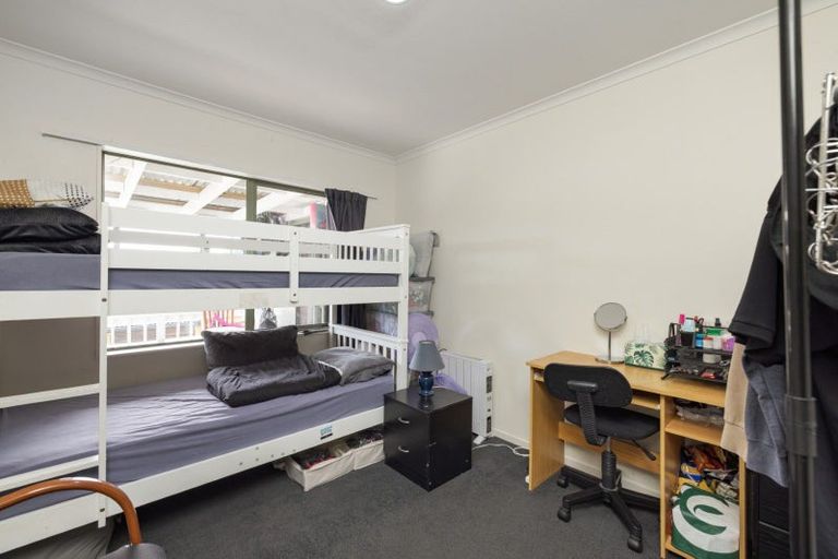 Photo of property in 80 Welcome Bay Road, Welcome Bay, Tauranga, 3112