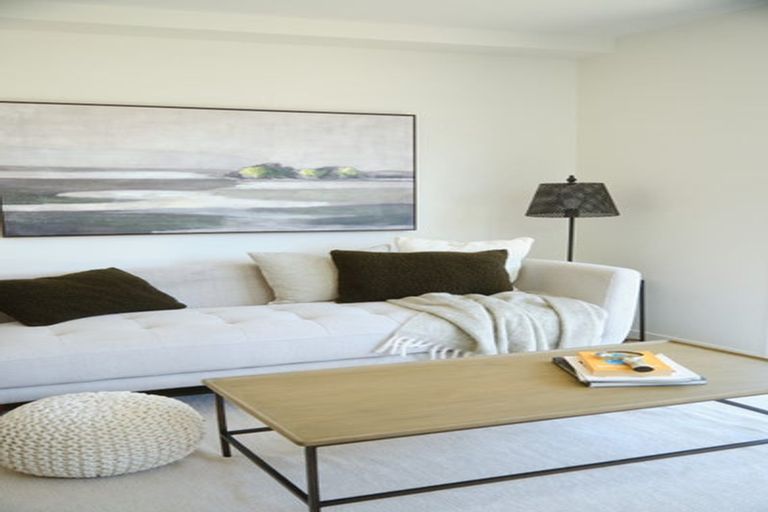 Photo of property in 66 Weldene Avenue, Glenfield, Auckland, 0629