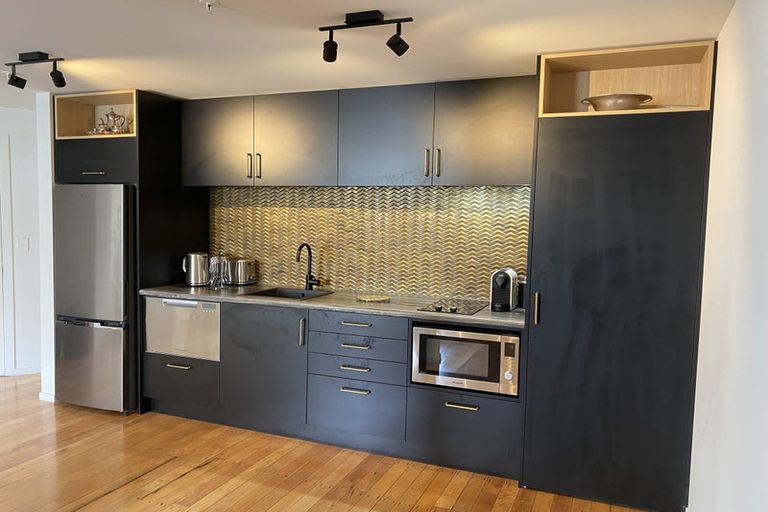 Photo of property in Bond Store Apartments, 8k Egmont Street, Te Aro, Wellington, 6011