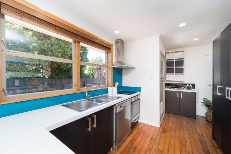 Photo of property in 5 Buick Crescent, Awapuni, Palmerston North, 4412