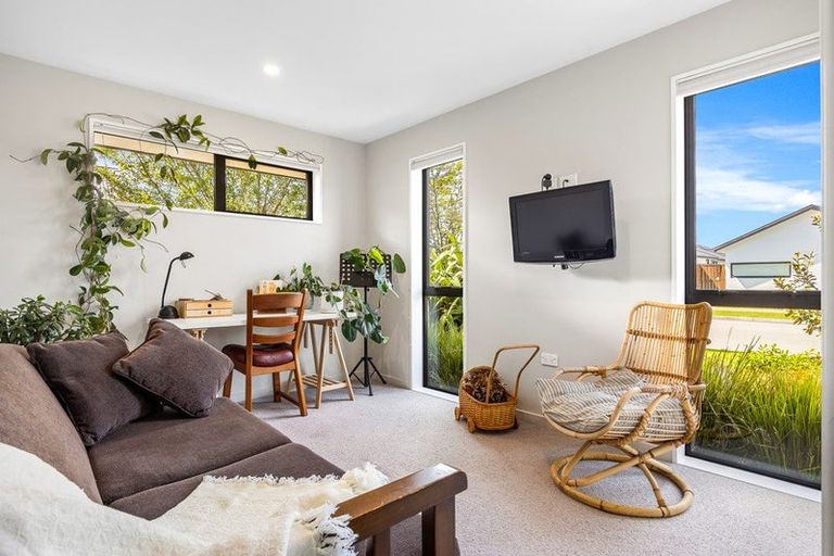 Photo of property in 11 Allied Road, Halswell, Christchurch, 8025