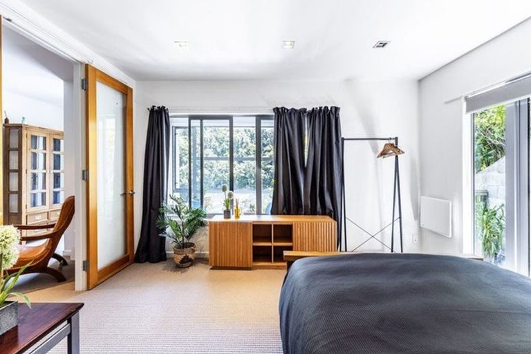 Photo of property in 17u2 Blackbridge Road, Wadestown, Wellington, 6012