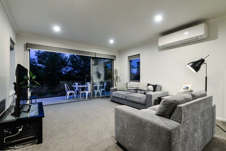 Photo of property in 46u2 North Ridge Drive, Rototuna North, Hamilton, 3281
