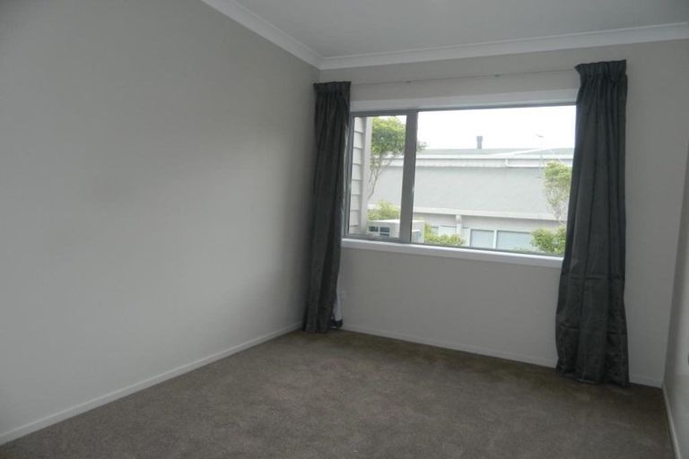 Photo of property in 19u6 Collins Avenue, Tawa, Wellington, 5028