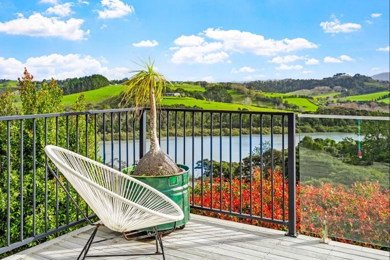 Photo of property in 28 Green Road, Matakana, Warkworth, 0985