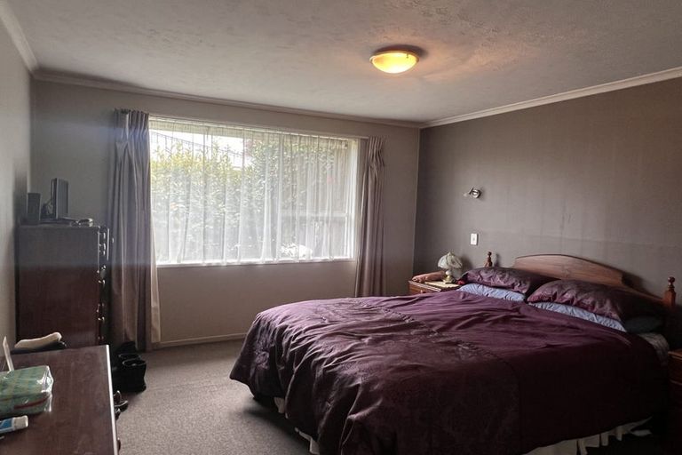 Photo of property in 49 Chipping Lane, Redwood, Christchurch, 8051