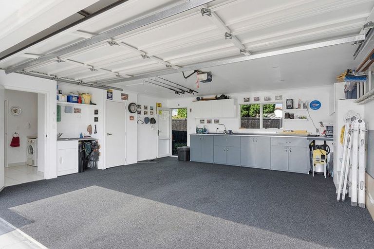 Photo of property in 119 Oriental Parade, Papamoa Beach, Papamoa, 3118