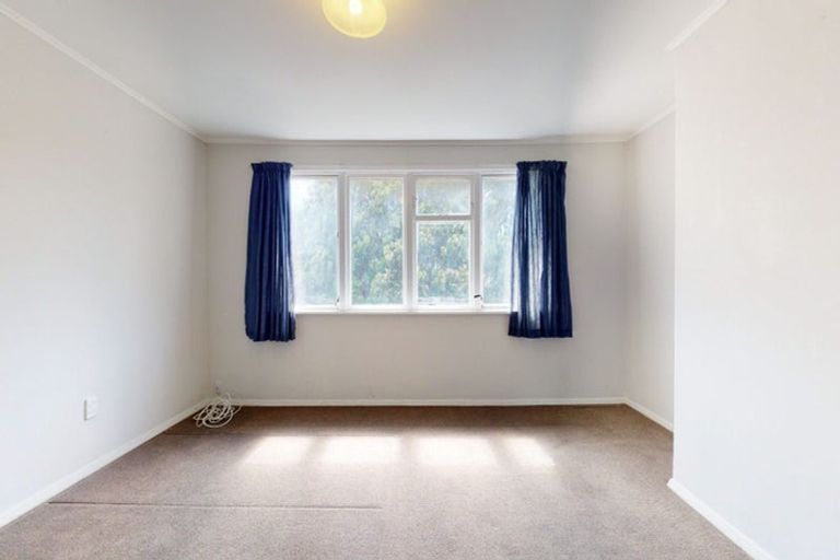 Photo of property in 195 Bedford Street, Cannons Creek, Porirua, 5024