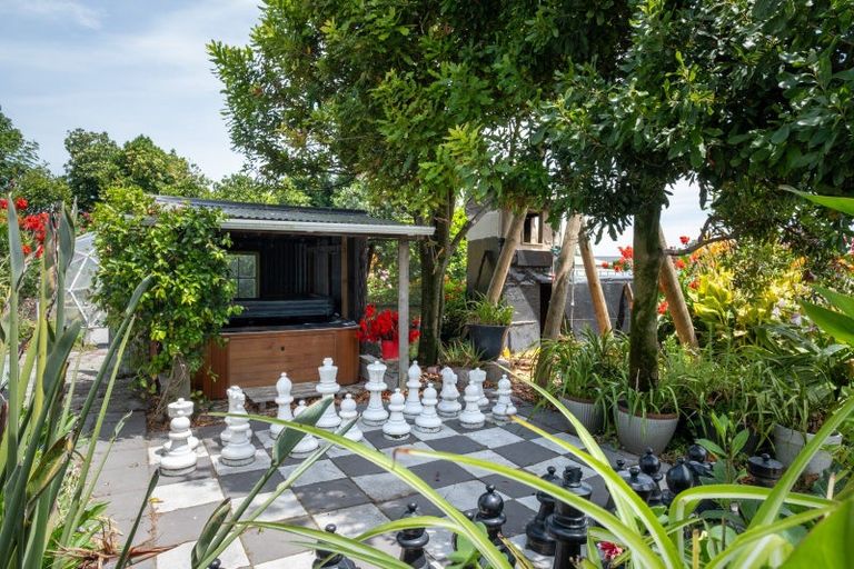 Photo of property in 104 Ferry Road, Clive, 4102