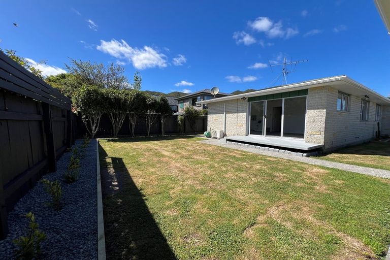 Photo of property in 13 Saint Ronans Avenue, Waterloo, Lower Hutt, 5011