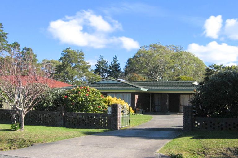 Photo of property in 14 Sunkist Bay Road, Beachlands, Auckland, 2018