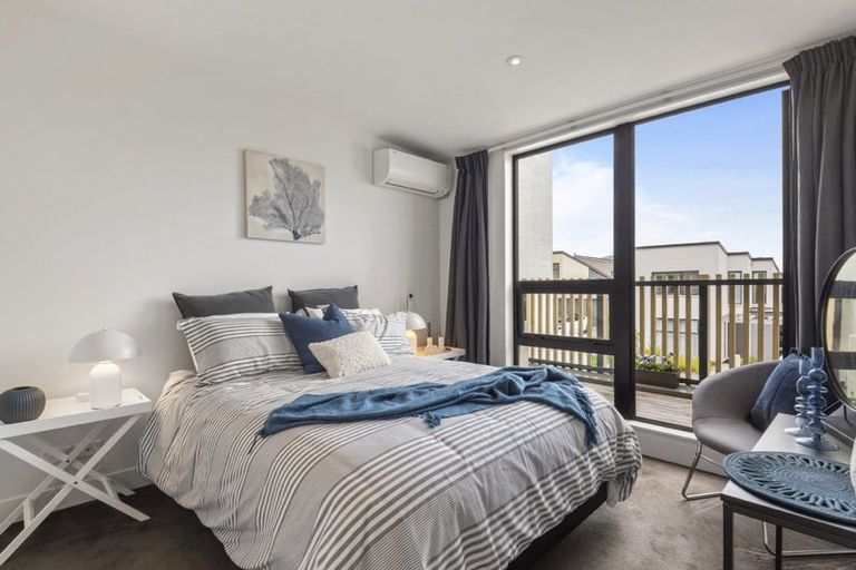 Photo of property in 16 Hastings Street, Hobsonville, Auckland, 0616