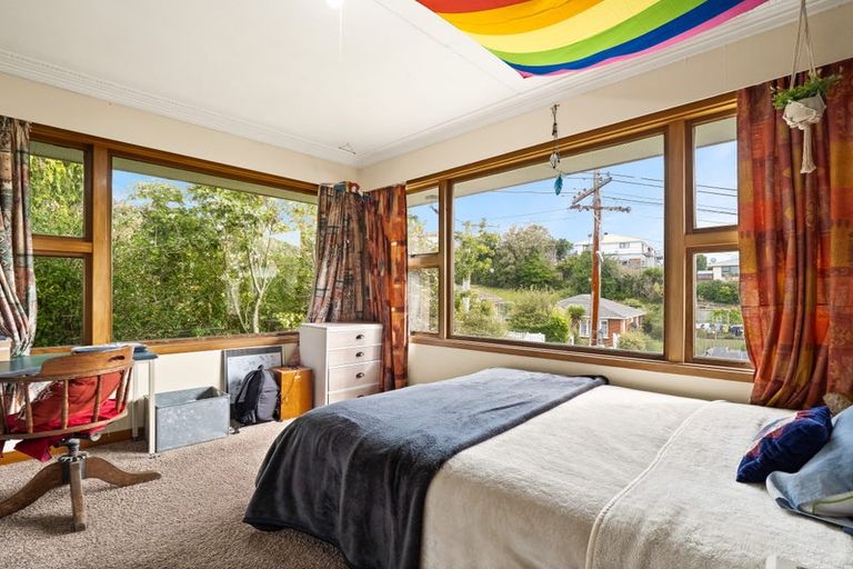 Photo of property in 15 Middleton Road, Kew, Dunedin, 9012