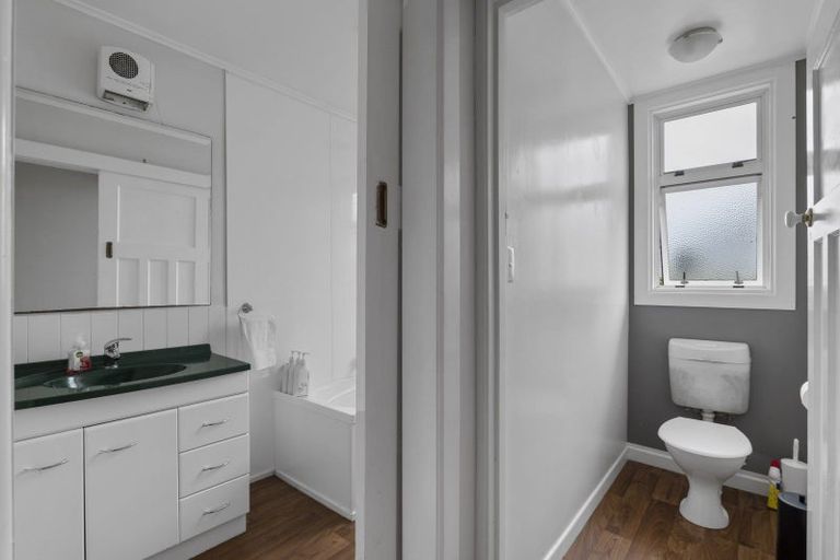 Photo of property in 15 Portia Street, Stratford, 4332