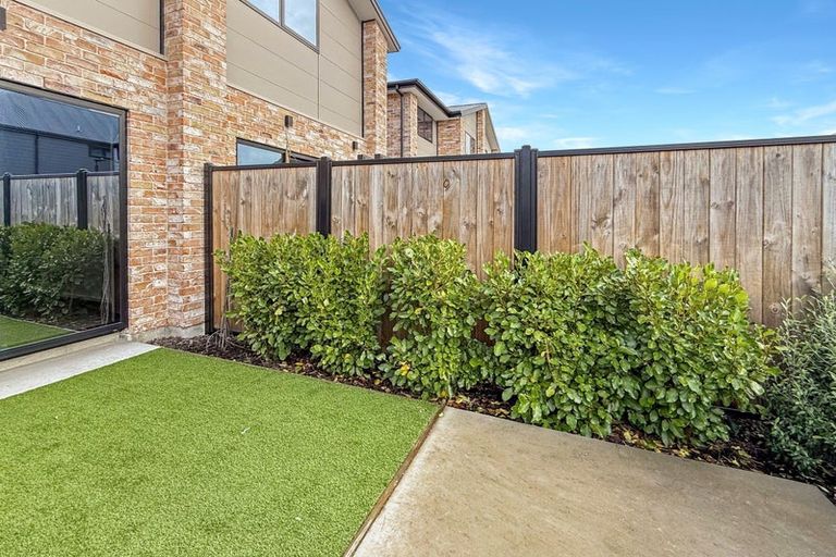 Photo of property in 4 Mohua Lane, Upper Riccarton, Christchurch, 8041