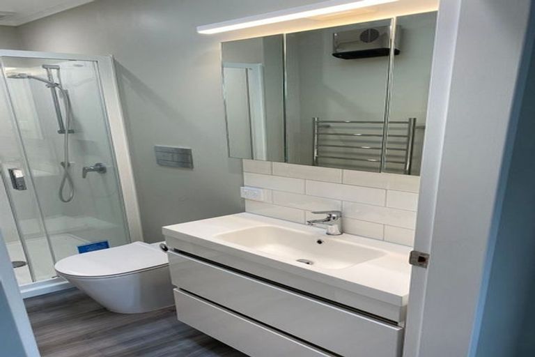 Photo of property in 12 Harland Street, Brooklyn, Wellington, 6021