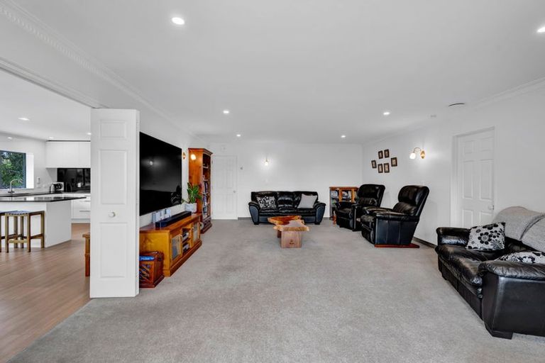 Photo of property in 65 Rata Street, Inglewood, 4330