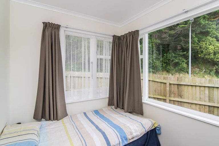 Photo of property in 245 Main Road, Tawa, Wellington, 5028