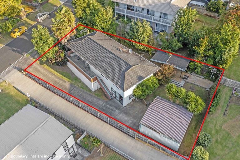 Photo of property in 104 Patiki Place, Whangamata, 3620