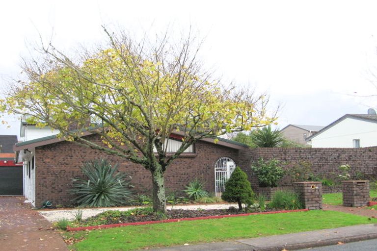 Photo of property in 62 Rosario Crescent, Red Beach, 0932