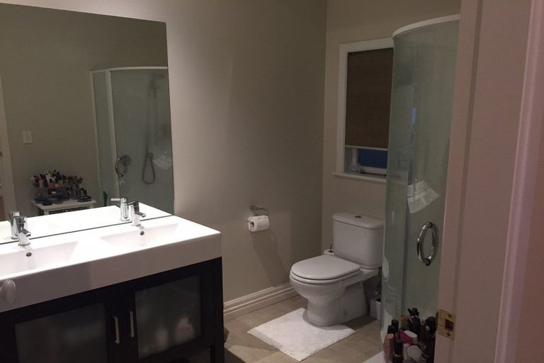 Photo of property in 50 Paremata Crescent, Paremata, Porirua, 5024