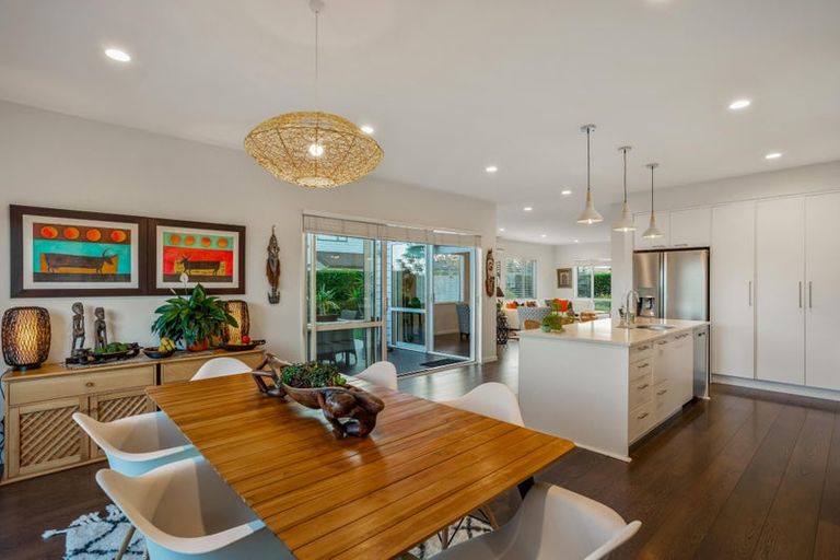 Photo of property in 64 Kaipara Portage Road, Riverhead, 0820