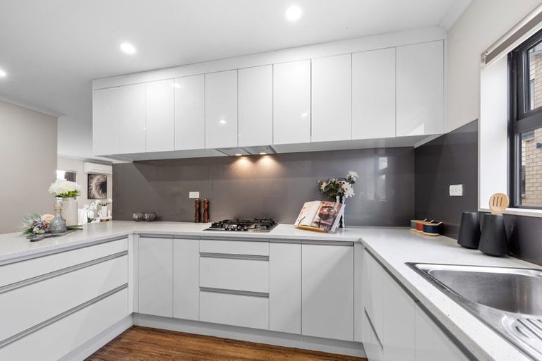 Photo of property in 102b Fitzroy Street, Papatoetoe, Auckland, 2104