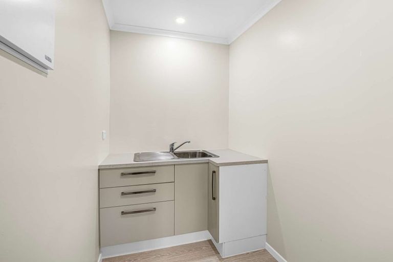 Photo of property in 8 Ormond Street, Woodville, 4920