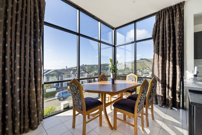 Photo of property in 72 Glenstrae Road, Redcliffs, Christchurch, 8081