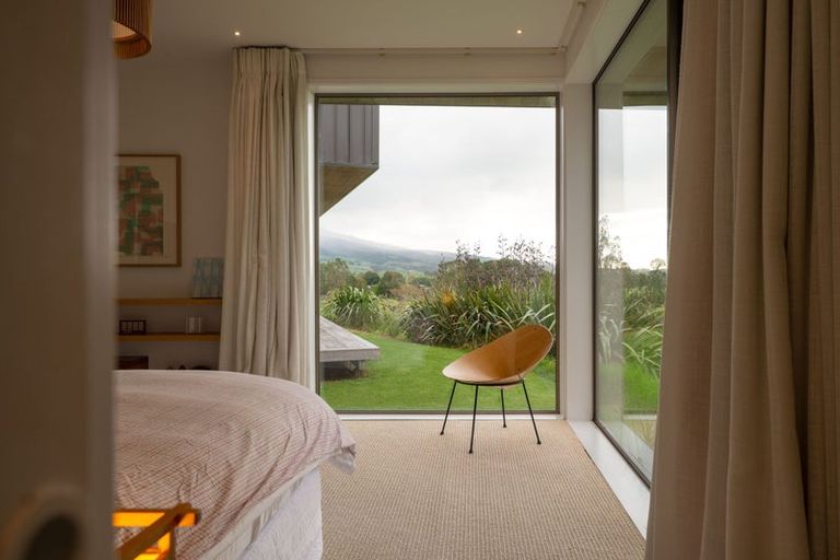 Photo of property in 890 Pirongia Road, Pirongia, Te Awamutu, 3876