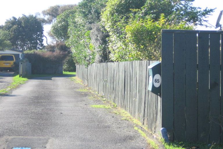 Photo of property in 65 Mazengarb Road, Paraparaumu Beach, Paraparaumu, 5032