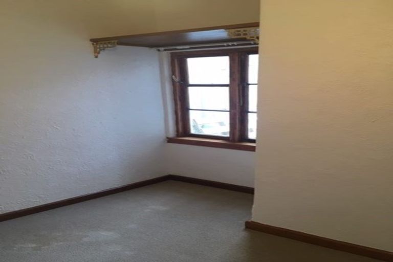 Photo of property in San Marino Apartments, 4/4 Oak Park Avenue, Te Aro, Wellington, 6011
