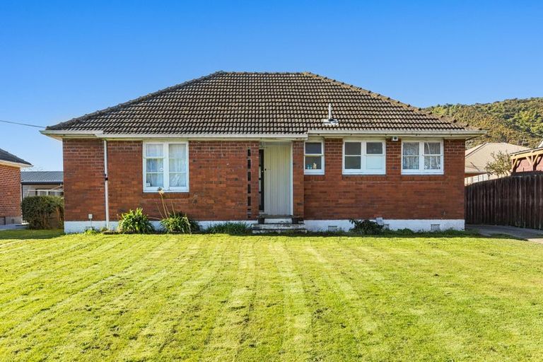 Photo of property in 78 Chapman Crescent, Naenae, Lower Hutt, 5011