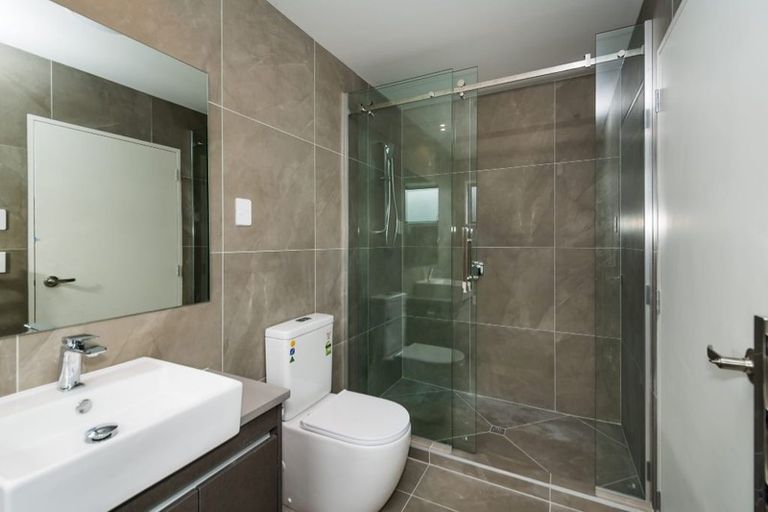 Photo of property in 7 Pihoihoi Place, Hobsonville, Auckland, 0616