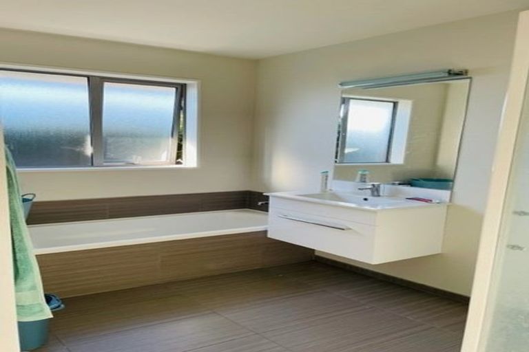 Photo of property in 10 Radcot Drive, Rolleston, 7615