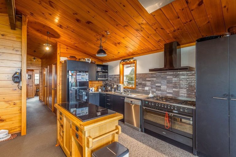 Photo of property in 95 Dunns Avenue, The Pines Beach, 7630