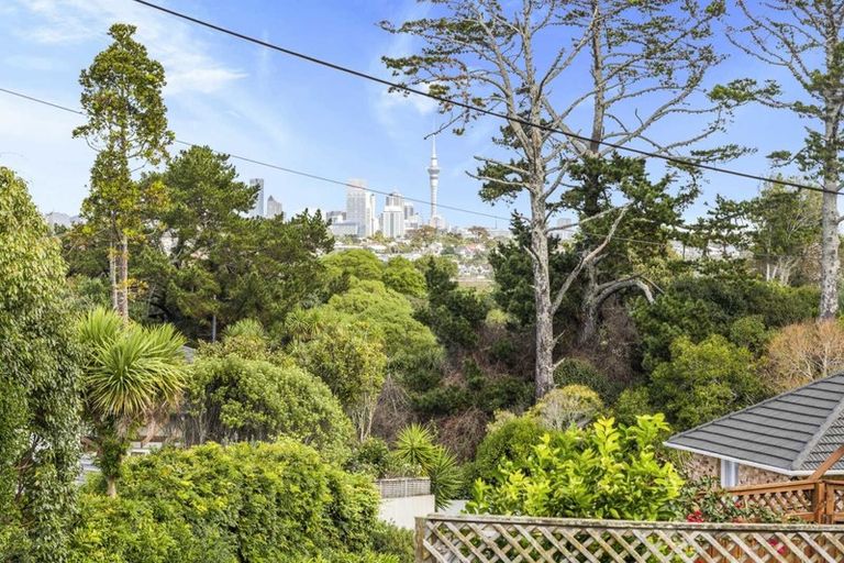 Photo of property in 1/31 Northboro Road, Hauraki, Auckland, 0622