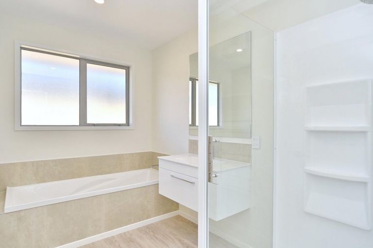 Photo of property in 26 Tara Crescent, Woodend, 7610
