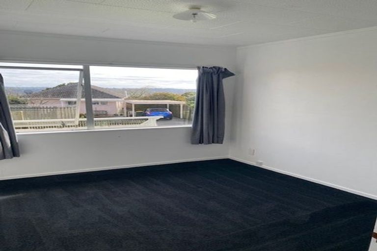 Photo of property in 1/86 Birkdale Road, Birkdale, Auckland, 0626