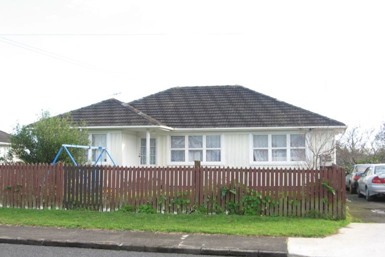 Photo of property in 11 Hooks Road, Manurewa, Auckland, 2102